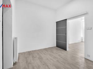 Pronájem bytu 2+1, Hradec Králové - Kukleny, Zelená, 61 m2