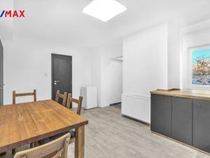 Pronájem bytu 2+1, Hradec Králové - Kukleny, Zelená, 58 m2