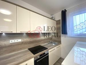 Pronájem bytu 1+kk, Praha - Lipence, Oddechová, 35 m2