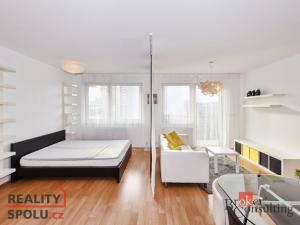 Pronájem bytu 1+kk, Praha - Libeň, Matějkova, 49 m2