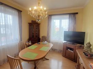 Prodej vily, Praha - Suchdol, 243 m2