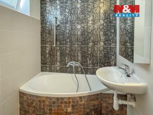 Prodej bytu 3+kk, Unhošť, Karla Čapka, 62 m2