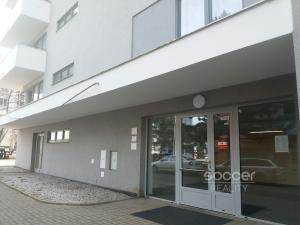 Pronájem bytu 1+kk, Praha - Letňany, Frýdecká, 30 m2