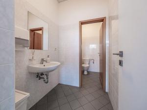 Pronájem obchodního prostoru, Vestec, Vídeňská, 271 m2