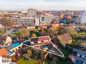 Prodej rodinného domu, Hradec Králové - Pražské Předměstí, Na Okrouhlíku, 250 m2