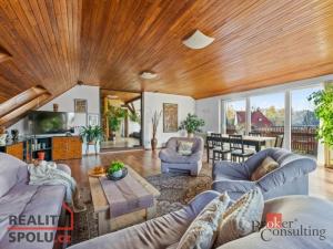 Prodej rodinného domu, Hradec Králové - Pražské Předměstí, Na Okrouhlíku, 250 m2