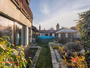 Prodej rodinného domu, Hradec Králové - Pražské Předměstí, Na Okrouhlíku, 250 m2