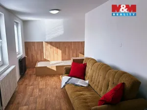 Prodej komerční nemovitosti, Libiš, 300 m2