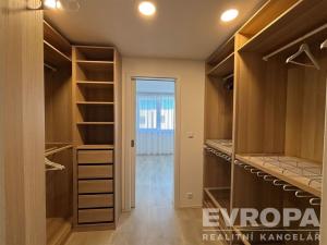 Prodej rodinného domu, Kolín - Kolín IV, Na Vršku, 150 m2