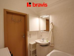 Pronájem bytu 1+kk, Brno - Líšeň, Jírova, 40 m2