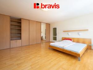 Pronájem chaty, Brno - Žebětín, 129 m2