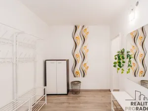 Prodej bytu 3+1, Hodonín, Národní třída, 71 m2