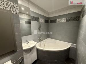 Pronájem bytu 3+1, Ústí nad Labem - Neštěmice, Hluboká, 67 m2