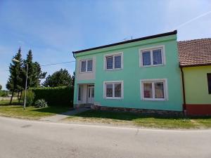 Pronájem rodinného domu, Mohelno, 195 m2