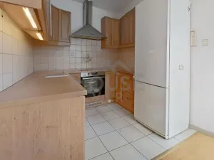 Prodej bytu 3+1, Praha - Čakovice, Ke stadionu, 78 m2