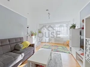 Prodej bytu 3+1, Praha - Čakovice, Ke stadionu, 78 m2