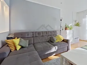 Prodej bytu 3+1, Praha - Čakovice, Ke stadionu, 78 m2