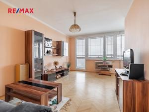 Prodej bytu 3+1, Praha - Horní Počernice, Komárovská, 67 m2