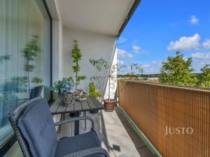 Prodej bytu 2+kk, Praha, U konečné, 61 m2