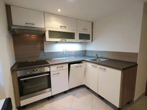 Prodej bytu 1+1, Praha - Smíchov, Tomáškova, 33 m2