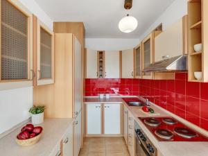 Prodej bytu 2+kk, Praha - Bohnice, Zelenohorská, 42 m2