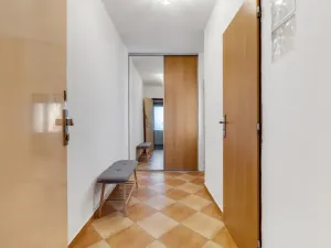 Prodej bytu 2+kk, Praha - Bohnice, Zelenohorská, 42 m2
