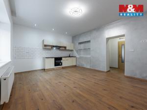 Prodej bytu 2+kk, Karlovy Vary - Stará Role, Závodu míru, 40 m2
