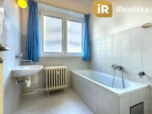 Prodej bytu 3+1, Rakovník, Šamotka, 91 m2