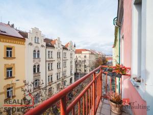 Prodej bytu 3+1, Praha - Karlín, Březinova, 120 m2