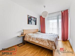Pronájem bytu 2+kk, Praha - Holešovice, Argentinská, 69 m2