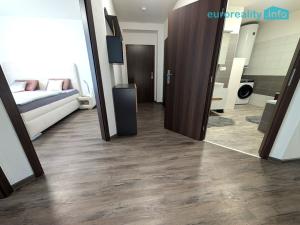 Pronájem bytu 4+kk, Vochov, 81 m2