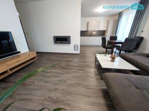 Pronájem bytu 4+kk, Vochov, 81 m2