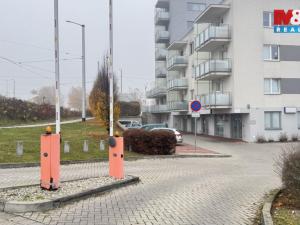 Prodej garážového stání, Olomouc, tř. Míru, 13 m2