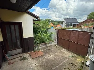 Prodej rodinného domu, Jesenec, 140 m2