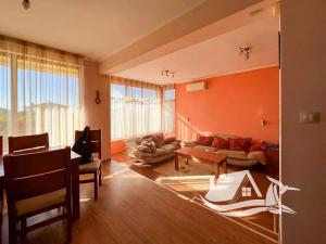 Prodej rodinného domu, Burgas, Bulharsko, 318 m2