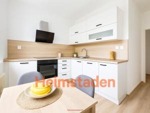 Pronájem bytu 2+1, Ostrava - Poruba, Francouzská, 52 m2