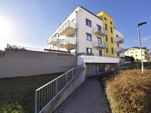 Prodej bytu 2+kk, Horoměřice, T. G. Masaryka, 53 m2