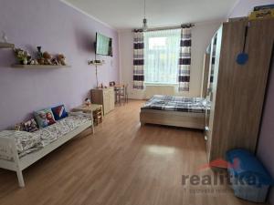 Prodej bytu 2+1, Opava, 77 m2
