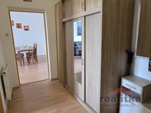 Prodej bytu 2+1, Opava, 77 m2