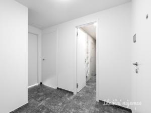 Pronájem bytu 2+kk, Praha - Modřany, Československého exilu, 50 m2