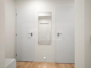 Pronájem bytu 3+1, Praha - Kobylisy, Střekovská, 64 m2