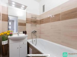 Prodej bytu 2+1, Krupka, Sídliště, 53 m2