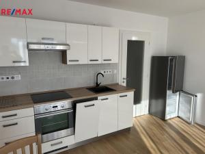 Pronájem bytu 1+kk, Praha - Újezd nad Lesy, Rohožnická, 30 m2