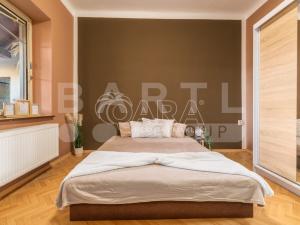 Prodej bytu 3+1, Křemže, Náměstí, 69 m2