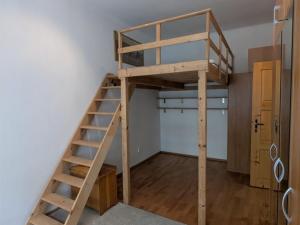 Pronájem bytu 2+kk, Praha - Vysočany, Pod strojírnami, 48 m2