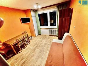 Pronájem bytu 1+1, Třebíč, Obránců míru, 38 m2