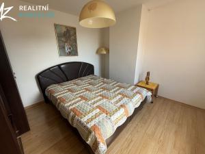 Prodej rodinného domu, Mrsklesy, 437 m2