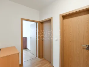 Pronájem bytu 3+kk, Praha - Uhříněves, Václava Trojana, 83 m2