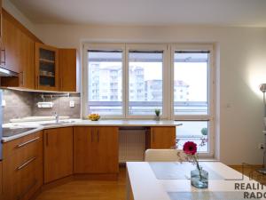 Pronájem bytu 2+kk, Olomouc, Novosadský dvůr, 51 m2