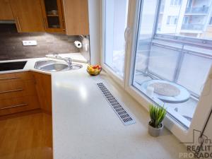 Pronájem bytu 2+kk, Olomouc, Novosadský dvůr, 51 m2